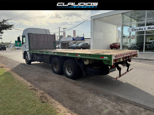 Volkswagen 24-250 Constellation 5.9 2011 - Claudio's Motors