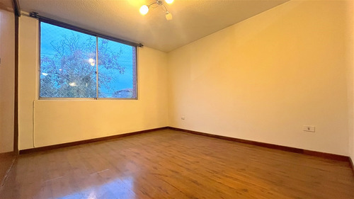Departamento En Venta De 3 Dorm. 2 Baños En Ñuñoa
