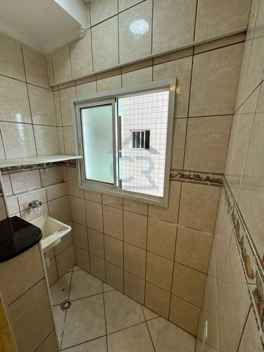 Apartamento Contendo Um Quarto , Cozinha Americana , Sacada , 01 Vaga Garagem , Portaria 24 Horas , Área De Lazer Em Praia Grande , Muito Bem Localizado , Próximo Ao Centro Da Cidade Ocian!