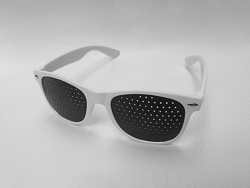 Lentes Y Gafas Reticulares Gimnasia Ocular Pinhole