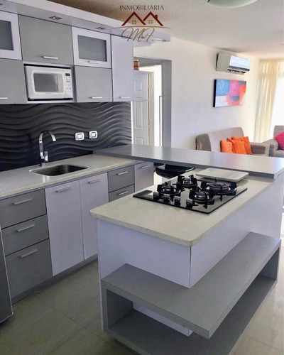 Imagen 3 de 14 de Bello Apto. 71,50mts. 2 Habs/2 Baños. Amoblado. Oportunidad!