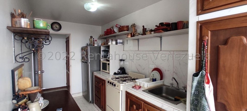 Imagen 18 de 30 de * Apartamentos En Venta * Zona Este Barquisimeto Lara Codigo # 23-16461 Mas Informacion :: 412 - 1498654 , Katty Vasquez Rentahouse Co.
