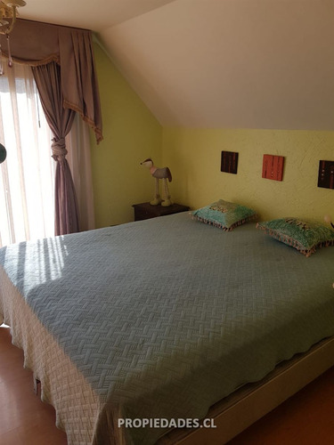 Casa En Venta De 5 Dormitorios En El Arrayán