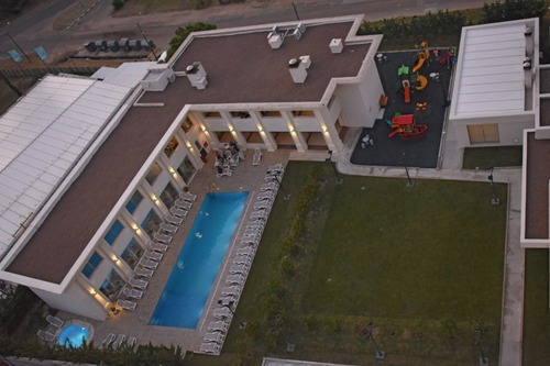 Imagen 9 de 25 de Punta Del Este 2 Dormitorios Vende Con Garaje