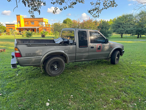 Isuzu spacecab soorcab Pick up Isuzu 3.1 T