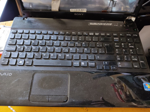 Laptop Vaio Pcg-61611u Para Piezas O Reparar Pregunta (Usado)
