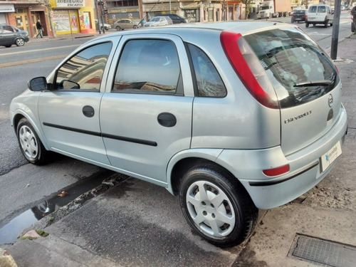 Imagen 9 de 14 de Chevrolet Corsa 2006 1.8 Gls