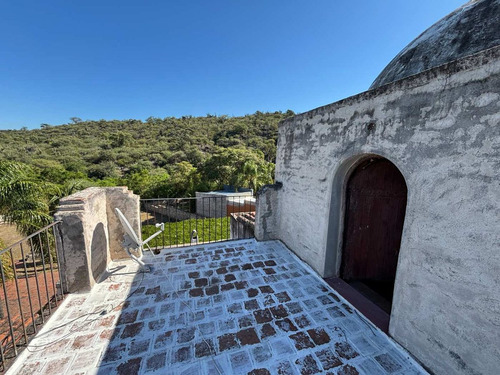 Se Vende Casona - Av. Ocampo, Zona Oeste, 7 Amb.