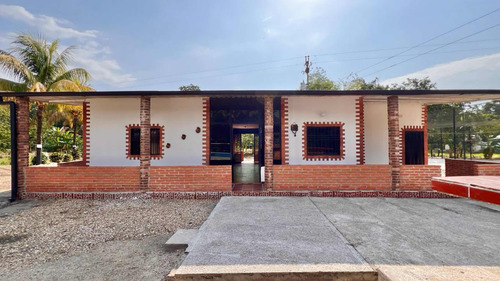 Venta De Unidad De Produccion Sector Los Cocos Rn