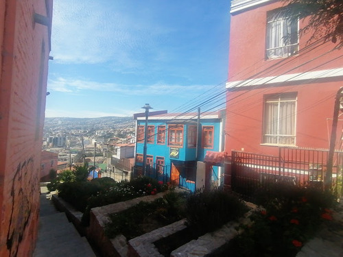 Hostal Vista A La Bahía, Equipado Y En Funcionamiento