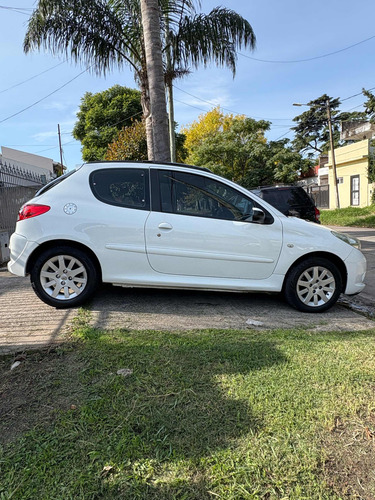 Peugeot 207 1.6 Sedan Xt