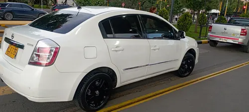 Nissan Sentra 2.0 E