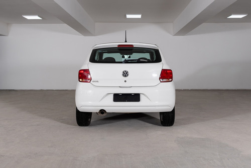 Imagen 4 de 15 de Volkswagen 2015 Gol 1.6 3 P Trend L/13