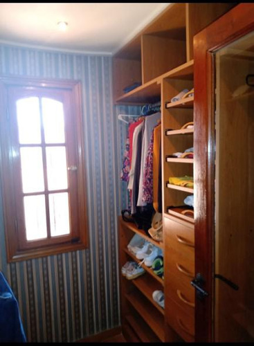 Casa En Venta - 4 Dormitorios 3 Baños - Quincho Pileta - 348mts2 - Don Torcuato