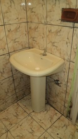 Imagem 7 de 7 de Casa 3 Quartos Varanda Quintal E Vagas Bairro : Jardim Comerciários - 852