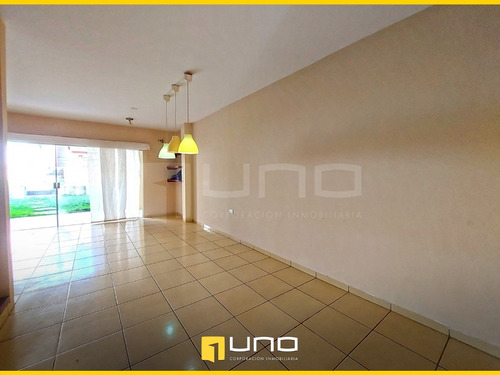 Imagen 4 de 16 de Inmediaciones Del Colegio San Lorenzo Bonita Casa En Venta
