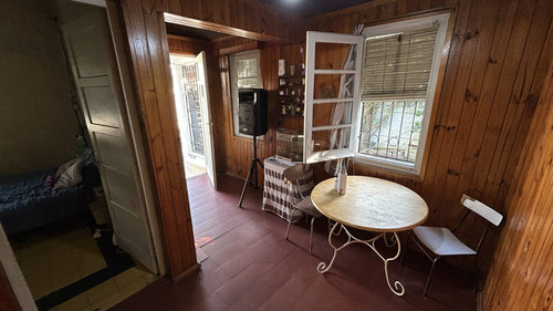 Se Vende Casa De 2 Dormitorios En Barrio Cerro