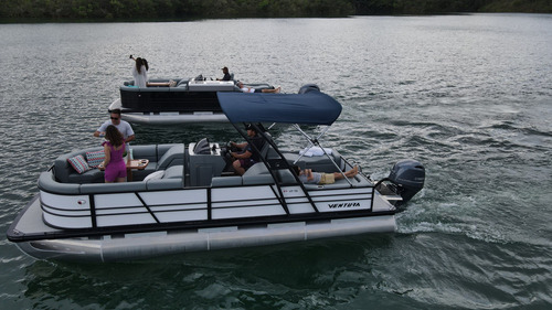 Lancha Ventura Pontoon 250 2025 Nova V-cat Vcat Fluvimar