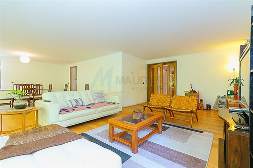 Departamento En Venta De 5 Dorm. En Providencia
