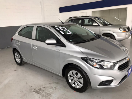 Imagem 11 de 12 de Chevrolet Onix Lt 2019