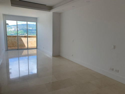 Penthouse En Un Diseño De Revista, Espectacular Clima, Inmejorable Oportunidad - Los Campitos // Luis Gomez // Mls #24-14389