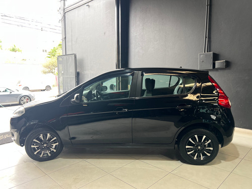 Fiat Palio Palio Attractive 1.4 Evo (Flex)
