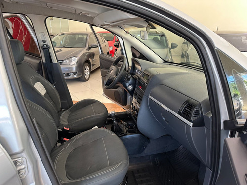Fiat Idea ATTRACTIVE 1.4 Fire Flex 8V 5p