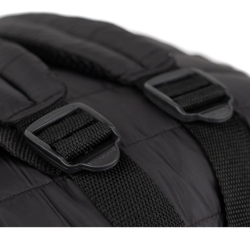 Mochila Urbana Maternal Termica Impermeable Celsius Dubai Color Negro Mate