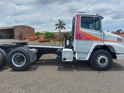 Imagem 3 de 8 de Mercedes Mb 2635 6x4 Ano 1995 Cavalo Traçado Revisado.