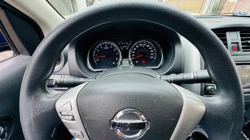 Nissan Versa 1.6 Advance Mt