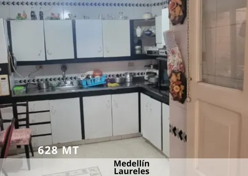 Venta Casa: ¡vive O Invierte En Una Ubicación Privilegiada De Laureles!