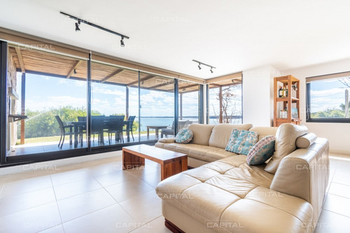 Apartamento Esquinero En Alquiler Temporario De Tres Suites Con Parrillero Propio-ref:29236