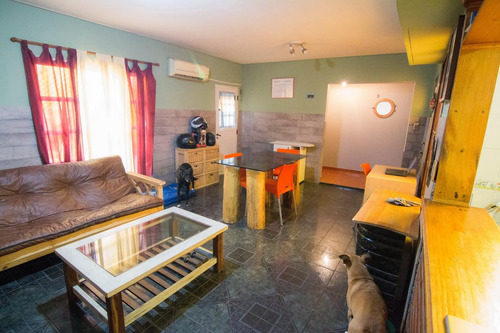 Ph En Venta - 3 Dormitorios 1 Baño - 69mts2 Cubiertos - Lomas Del Mirador