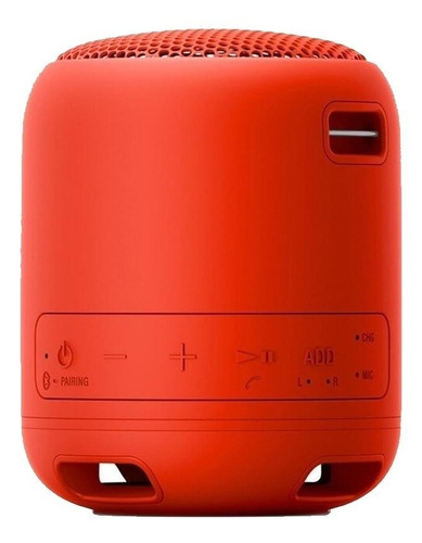 Imagen 2 de 3 de Parlante Sony Extra Bass XB12 portátil con bluetooth rojo
