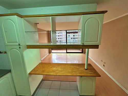 Dpto. Piso 17 De 1 Dorm 1 Baño + Terraza + Bodega - Catedral