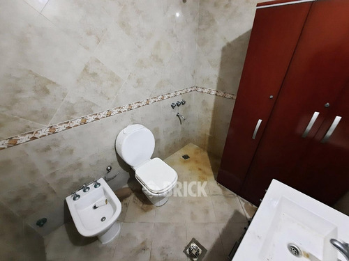 (venta En Block) Local Y 3 Deptos En Carlos Calvo Al 1100 - 534 M2 Cub De Existencia