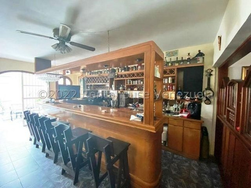 Imagen 6 de 15 de Casa En Venta Montalbán I 23-3647 Wolfgang Liaz 0414-132-24-22 0412-582-01-12