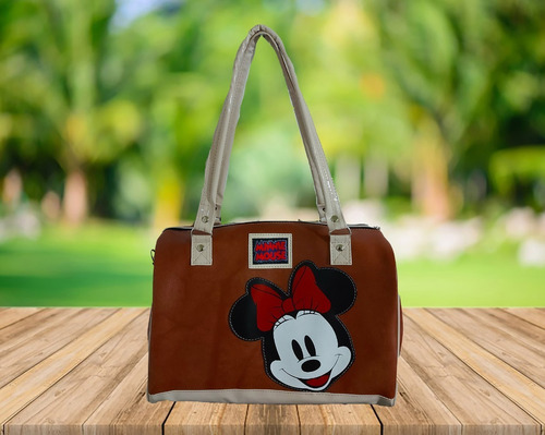 Imagen 4 de 7 de Bolsa - Petaca De Mickey Mouse En Cafe/beige De Vinyl.