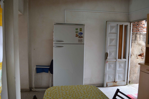 Casa Pasillo Venta Cullen 1800 2 Dormitorios