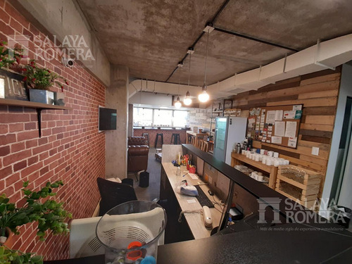 Oficina- Venta- Vicente Lopez - Edificio Corporativo- Cocheras Cubiertas- Con Renta