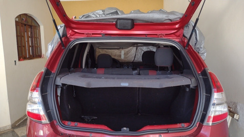 Imagem 10 de 10 de Renault Sandero 2012 1.6 16v Privilège Hi-flex Aut. 5p