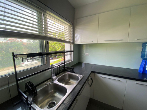 Apartamento Amueblado En Venta En Punta Cana, Cocotal Golf, 3 Habitaciones + Mezanine, También El Alquiler