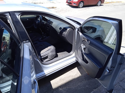 Volkswagen Jetta 2.0 mk vi 4 ptas