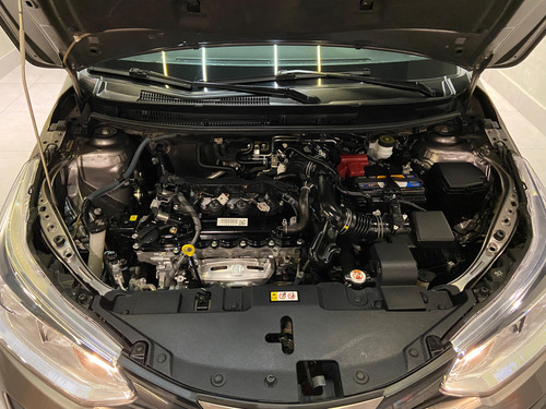 Toyota Yaris 1.5 16V FLEX SEDAN XL LIVE MULTIDRIVE