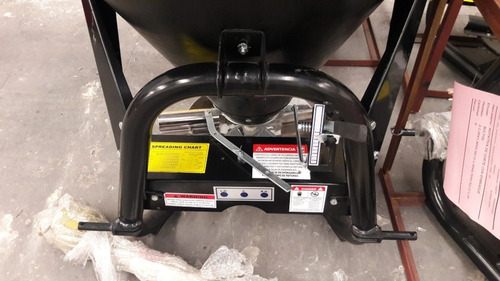 Fertilizadora De Tractor 400l Equus Con Cardan