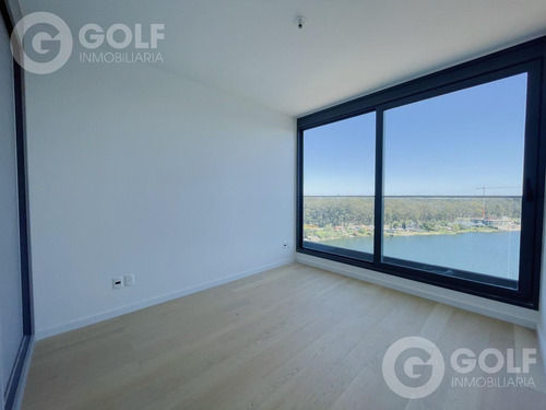Venta Penthouse 4 Dormitorios En Carrasco Boating