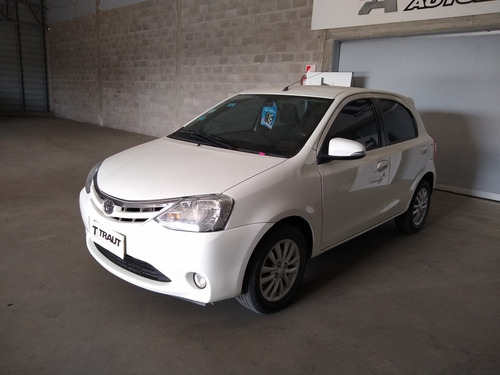 Imagen 4 de 16 de Toyota Etios 2016 1.5 Xls Traut