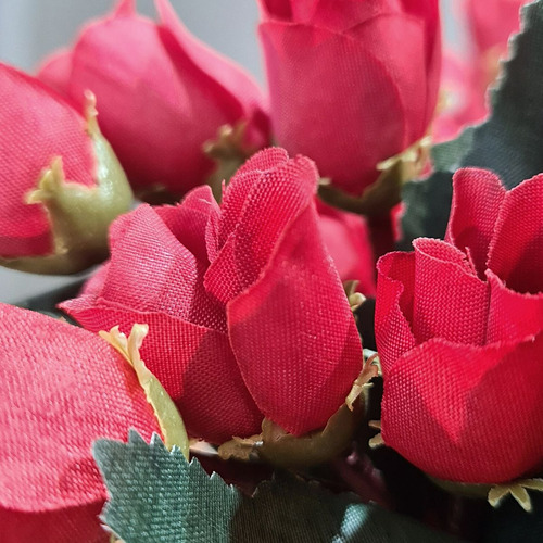 Buquê Mini Botão De Rosa Artificial Com 10 Flores Decorativa