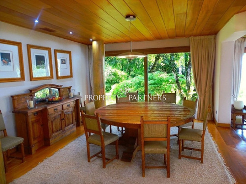 Imagen 8 de 30 de Lujosas Casas Con Orilla De Lago Villarrica
