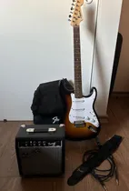 Comprar Guitarra Squier Stratocaster + Amplificador  Frontman